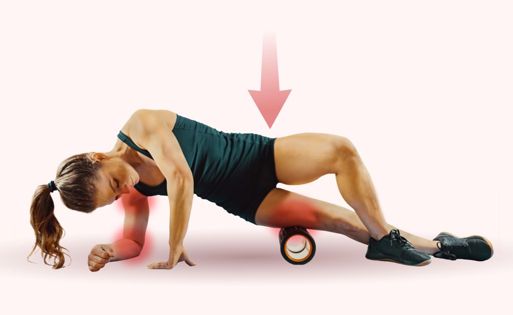 Foam Rolling the IT Band How to Resolve IT Band Syndrome DoubleUP